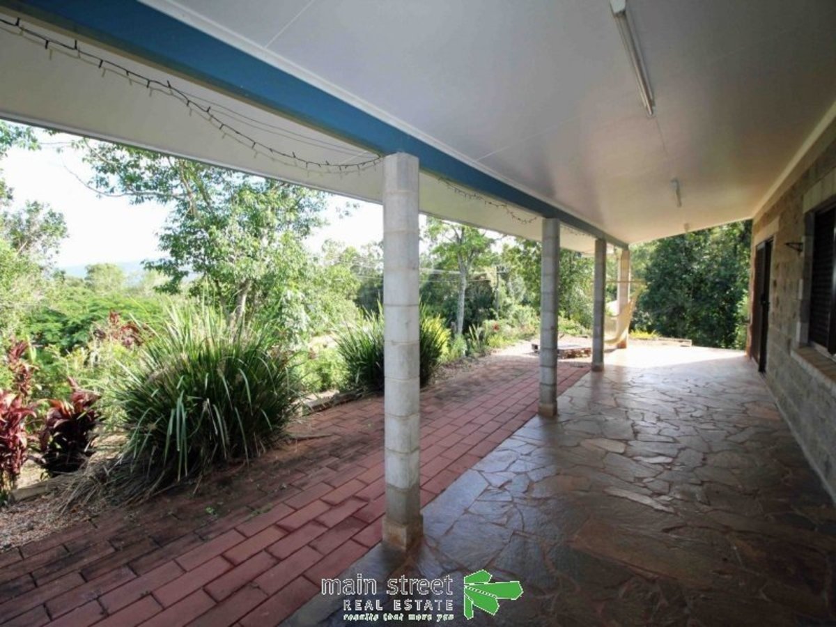 10 Danbulla Crescent, Atherton