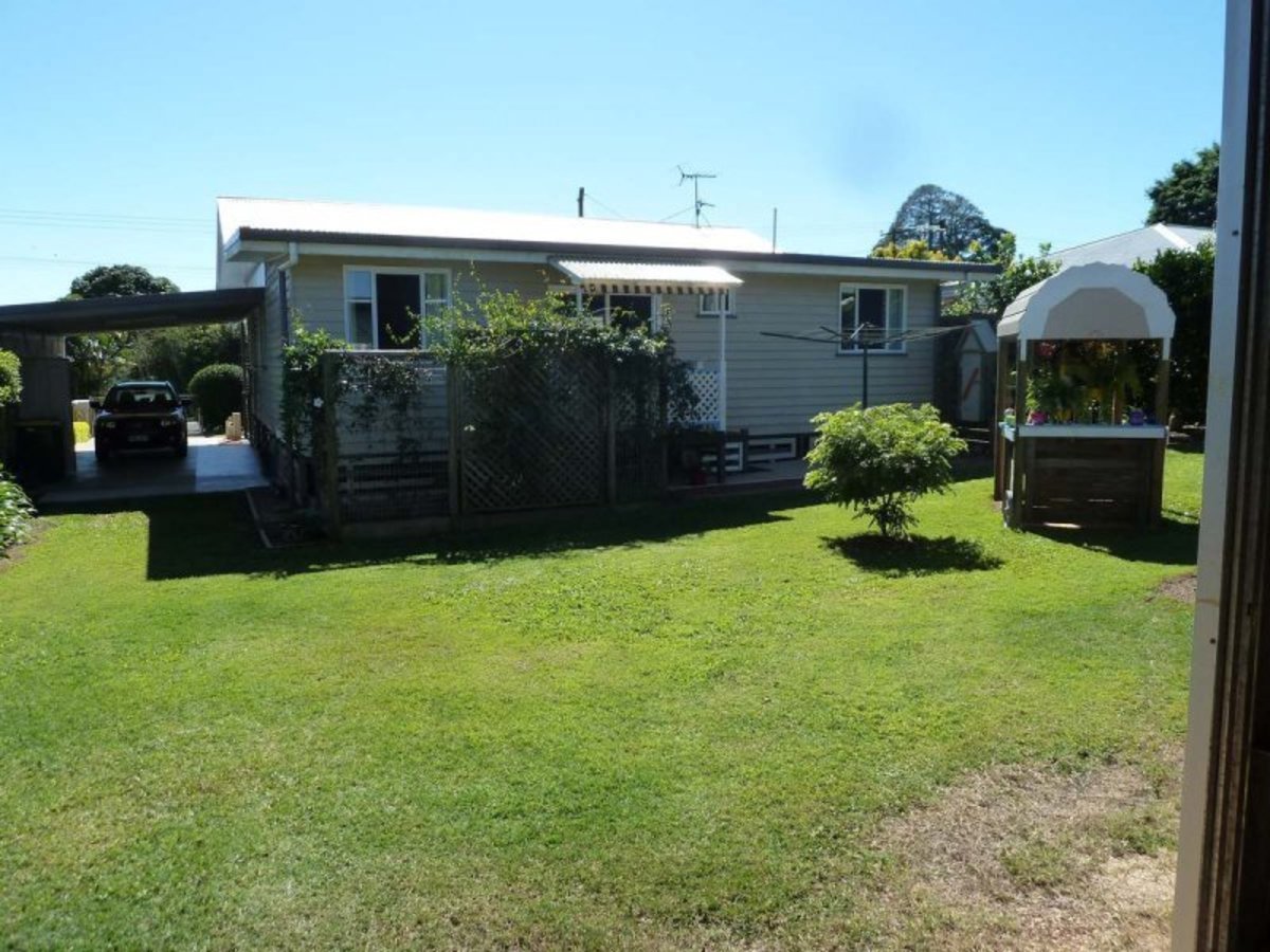 13 Loder St, Atherton