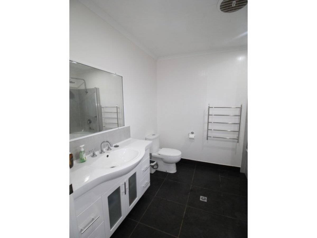 593 Peeramon Road, Peeramon