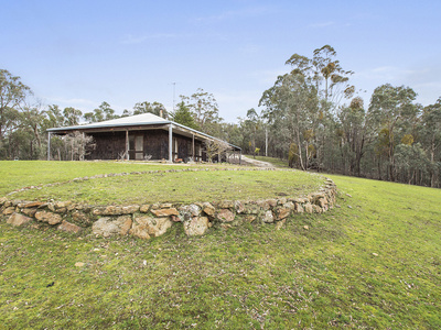 76 Walls Lane, Glenlyon