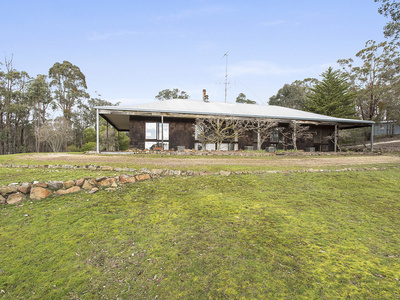 76 Walls Lane, Glenlyon