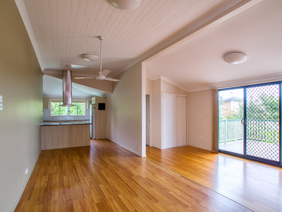 57 Queens Road, Scarness