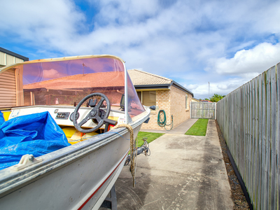 8 Mainsail Court, Point Vernon
