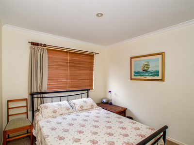 8 Mainsail Court, Point Vernon
