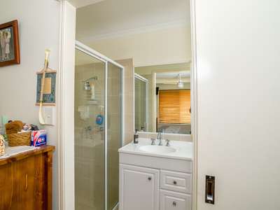 8 Mainsail Court, Point Vernon