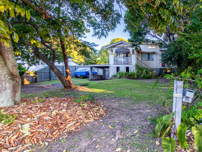 63 kent Street, Urangan