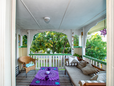 63 kent Street, Urangan