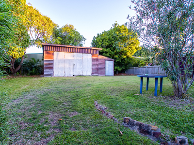 63 kent Street, Urangan