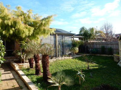 10 Lewisham Close, Hampton Park