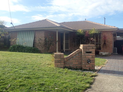 10 Lewisham Close, Hampton Park