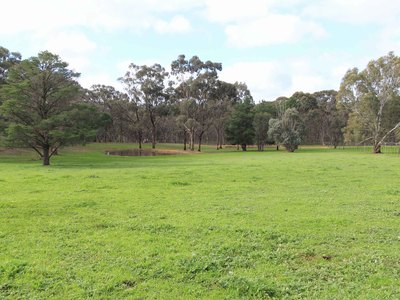 183 Back Kyneton Road, Heathcote