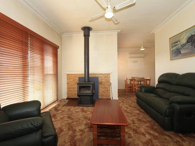 17 McMahon Street, Heathcote