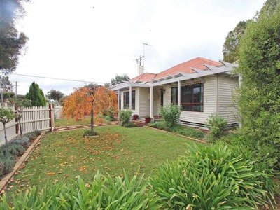 65 Saunders Street, Kyabram