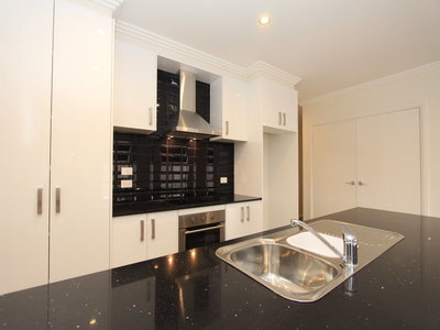 2 / 28 Hospital Street, Heathcote