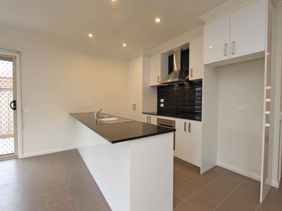 2 / 28 Hospital Street, Heathcote