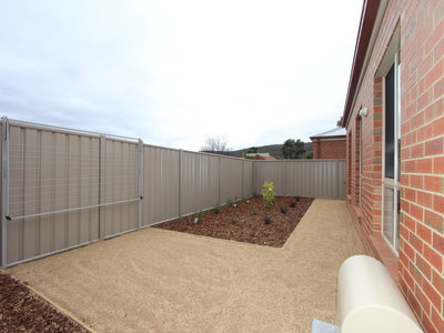 2 / 28 Hospital Street, Heathcote