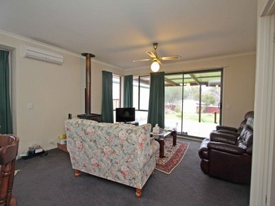 27 Ross Street, Heathcote