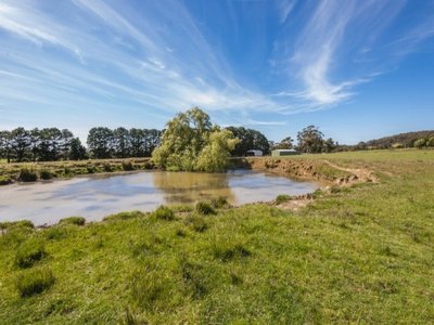 255 KERRIE ROAD, Kerrie