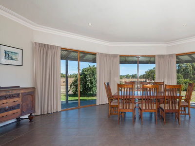 109 Russells Road, Woodend
