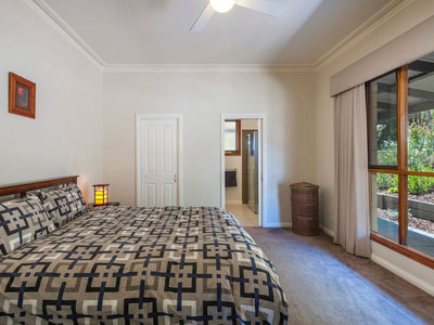 109 Russells Road, Woodend