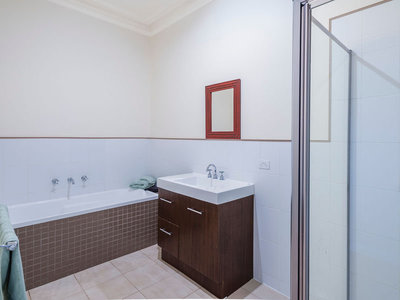 109 Russells Road, Woodend