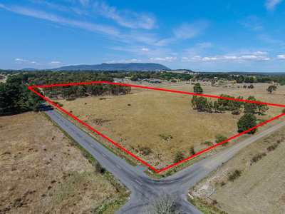 109 Russells Road, Woodend