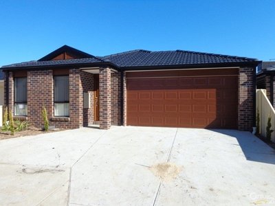 6A Lima Place, Pakenham