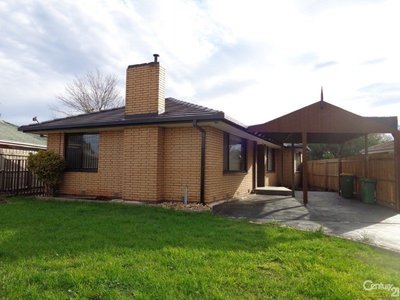 7 Charles Street, Pakenham