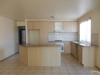 13 Summit Court, Hampton Park