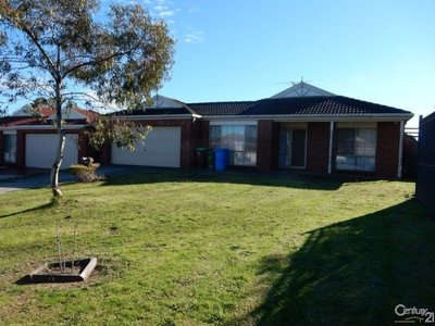 13 Summit Court, Hampton Park