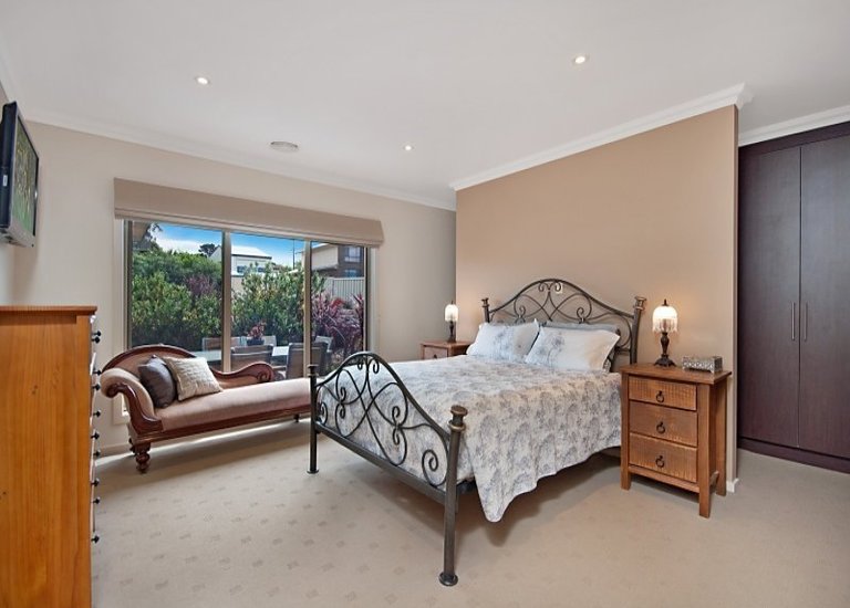 14 Atlantis Avenue, Portland