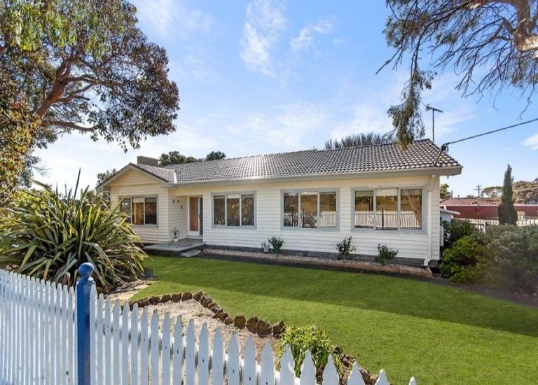 82 Derril Road, Portland