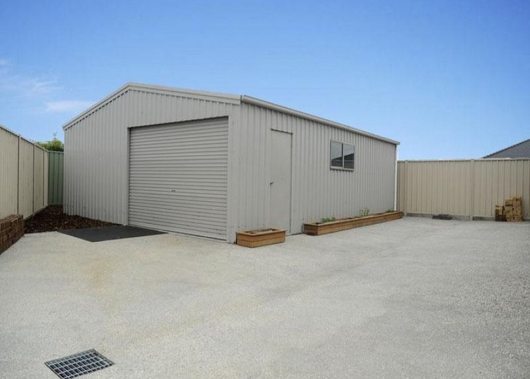 15 Vidic Drive, Portland