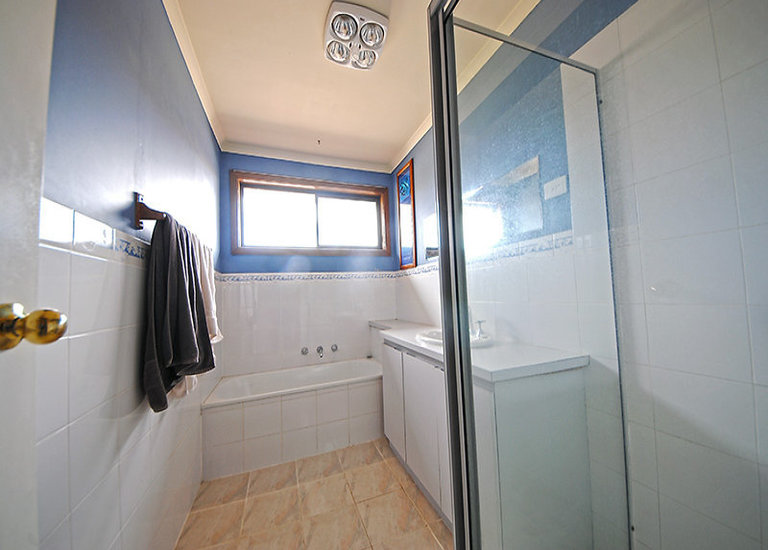 4 Lowan Court, Portland