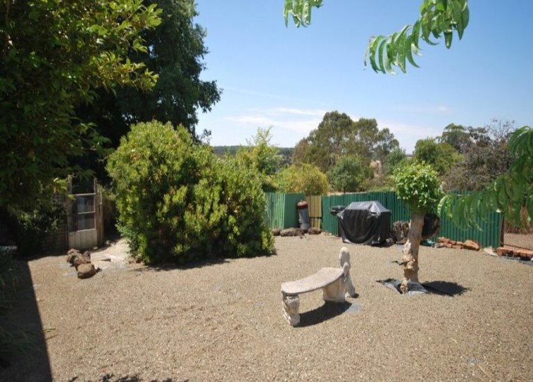 27 Simpson Street, Digby