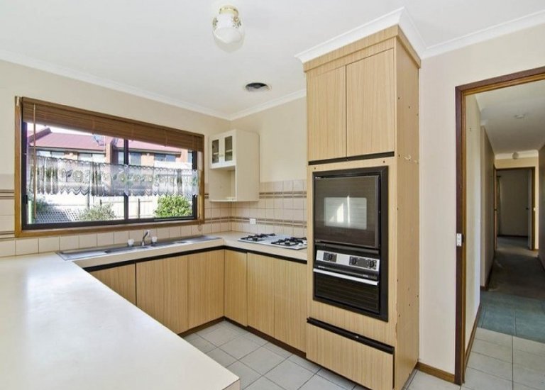 13 Shirva Crescent, Portland