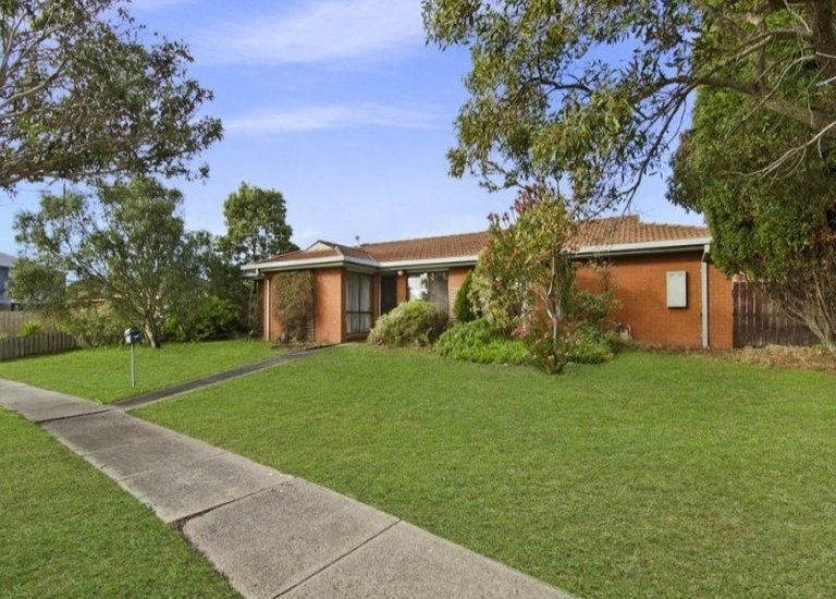 13 Shirva Crescent, Portland