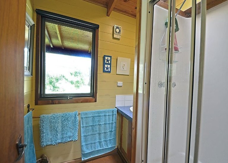 145 Crowes Road, Portland