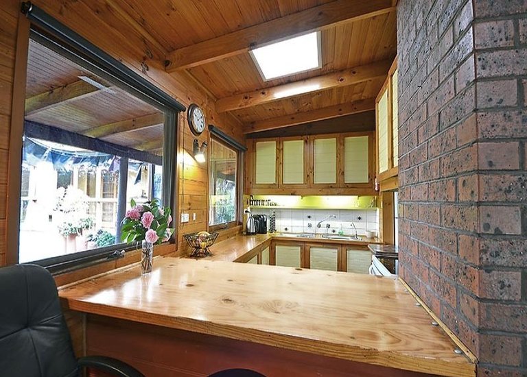 145 Crowes Road, Portland