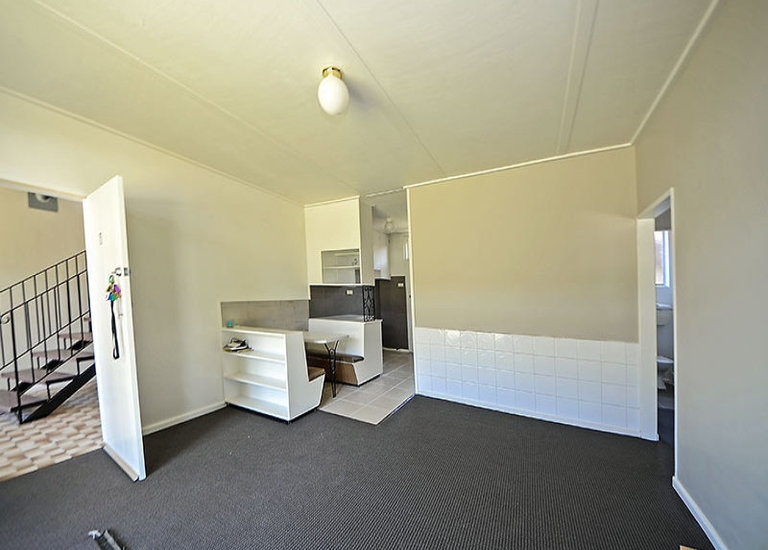 3 / 4 Casino Court, Portland