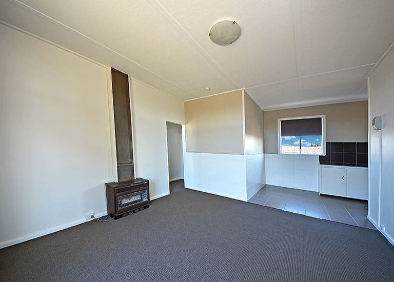 3 / 4 Casino Court, Portland