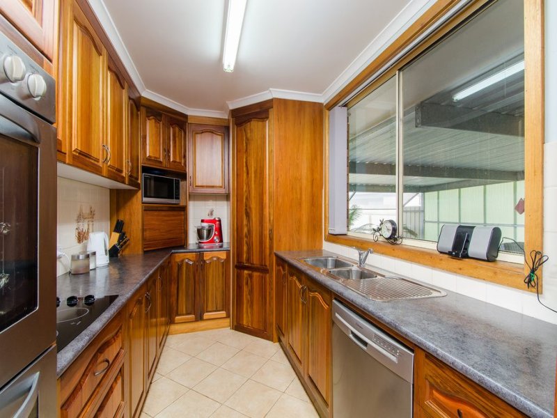 33918 Princes Highway, Compton
