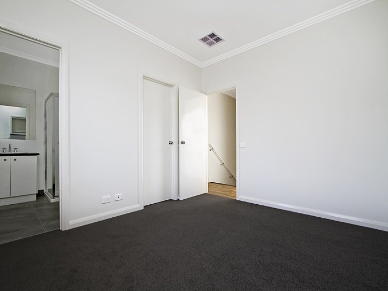 9A Buntin Court, Perth