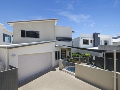 6 Panorama Court, North Ward