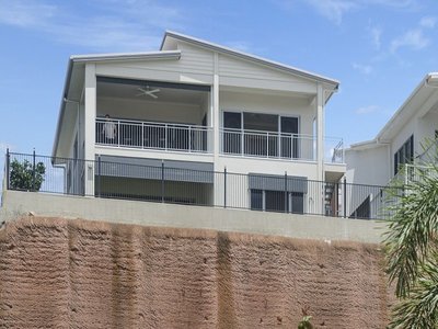 6 Panorama Court, North Ward