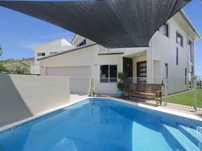 6 Panorama Court, North Ward
