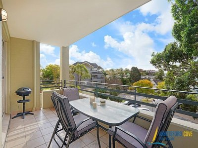 10 / 3A Blackwall Point Road, Abbotsford
