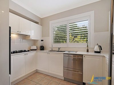 9 / 3 Abbotsford Cove Drive, Abbotsford