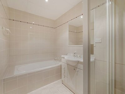 7 / 23 George Street, North Strathfield