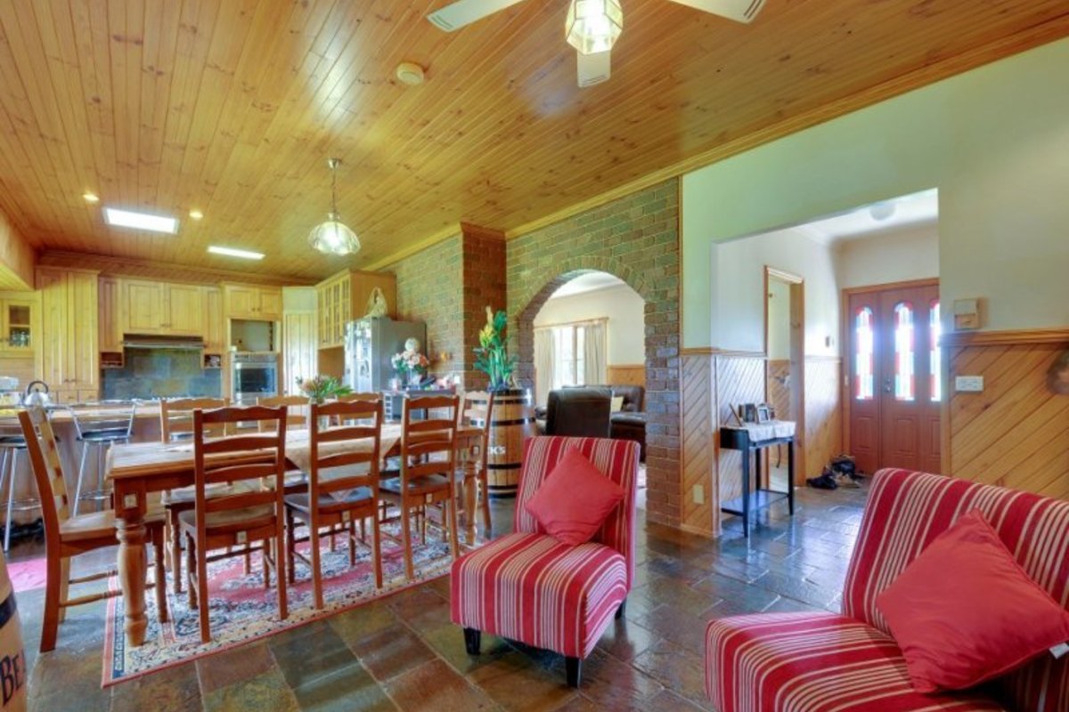 10 Hazelwood Estate Road, Yinnar Rennie Property Sales